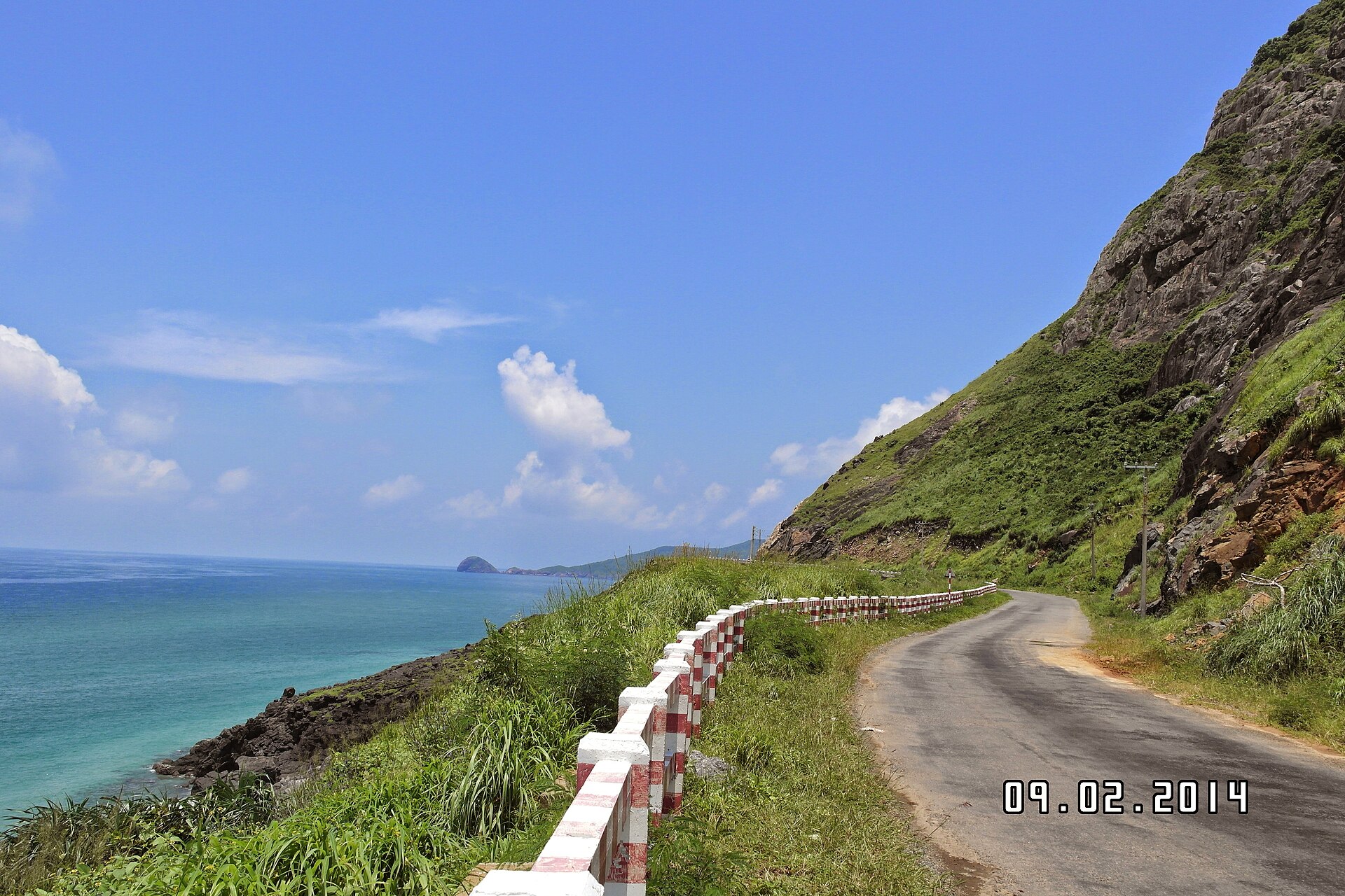 Việt Nam nghi&ecirc;n cứu &yacute; tưởng s&acirc;n bay tr&ecirc;n biển V&acirc;n Phong